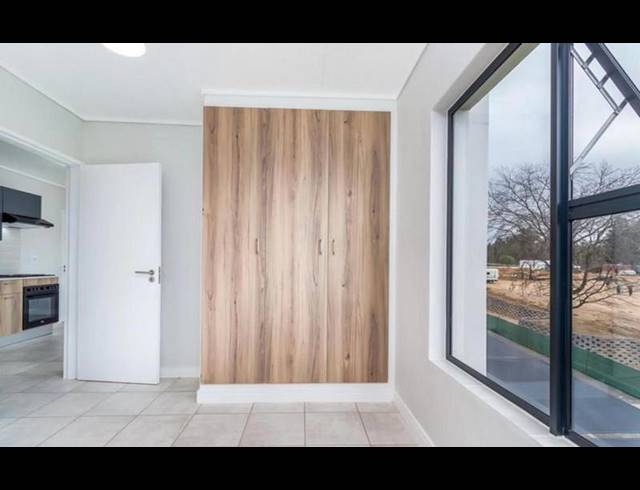 2 BEDROOM APARTMENT FOR SALE IN LINBRO PARK